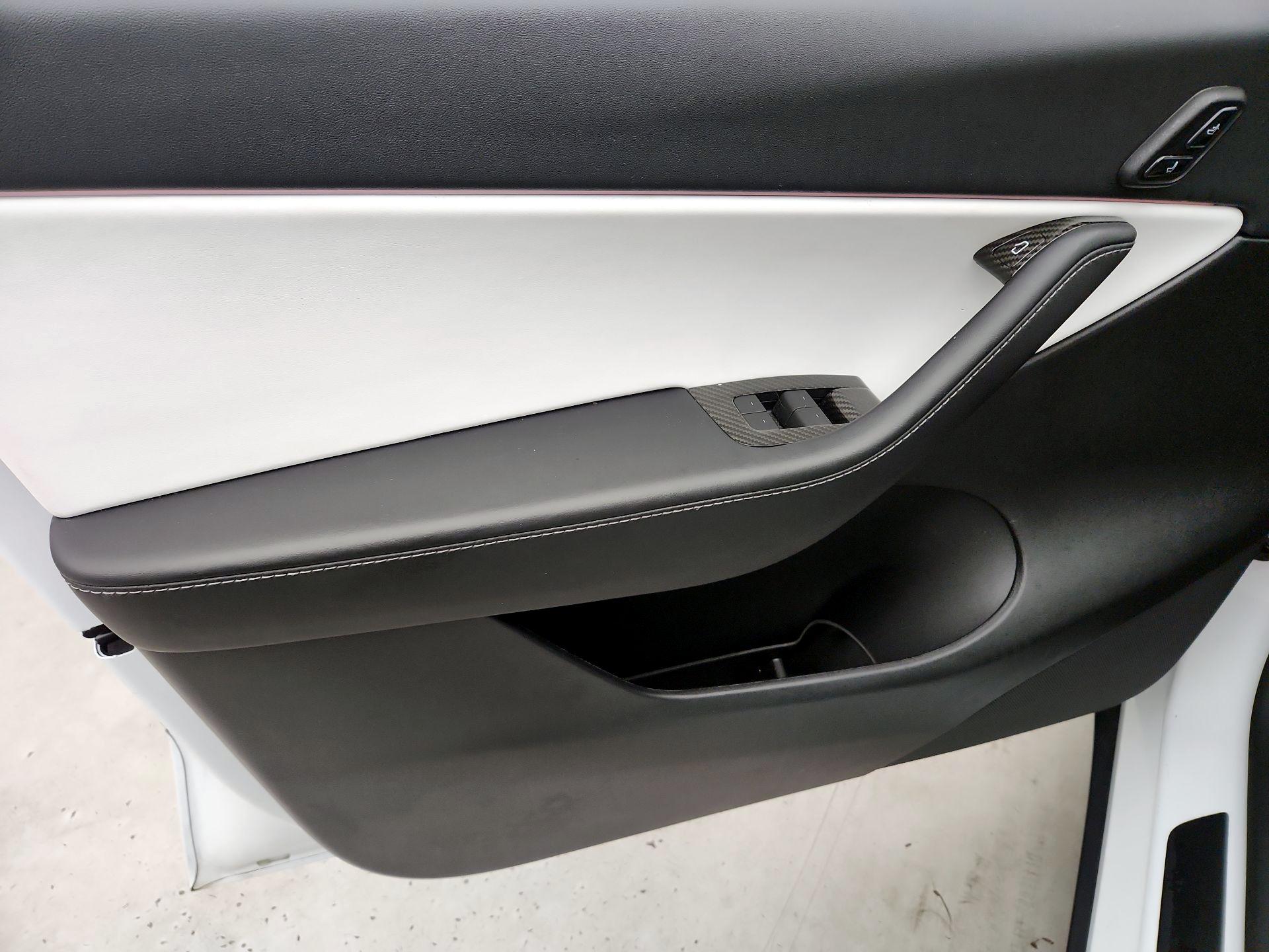 Thumbnail: 2022 Tesla Model Y - 12