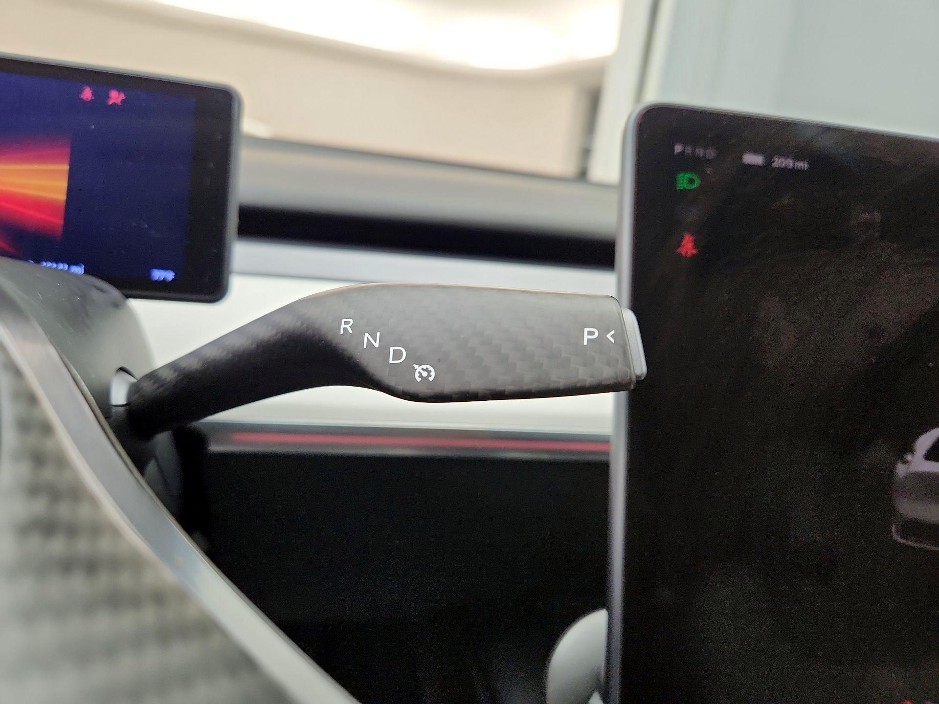Thumbnail: 2022 Tesla Model Y - 17