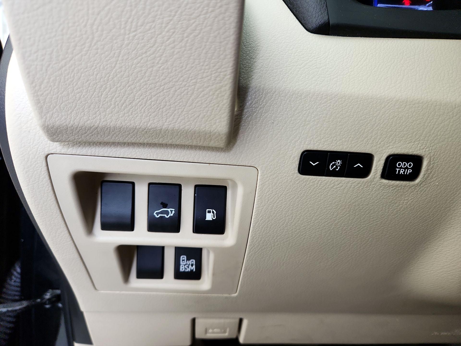 Thumbnail: 2013 Lexus RX - 13