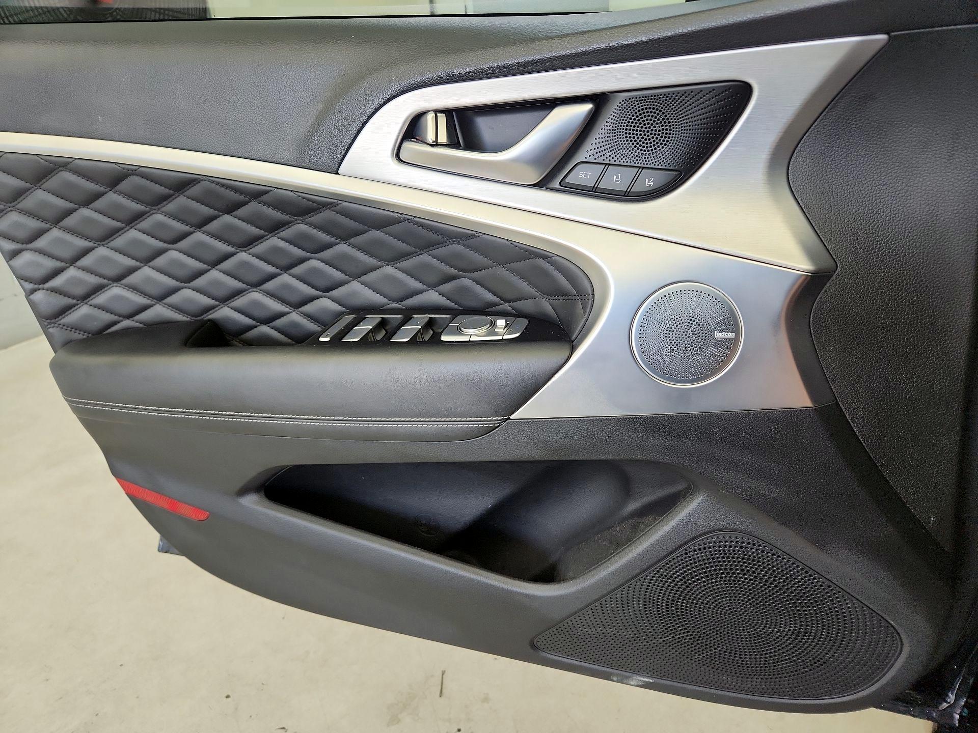Thumbnail: 2019 Genesis G70 - 12