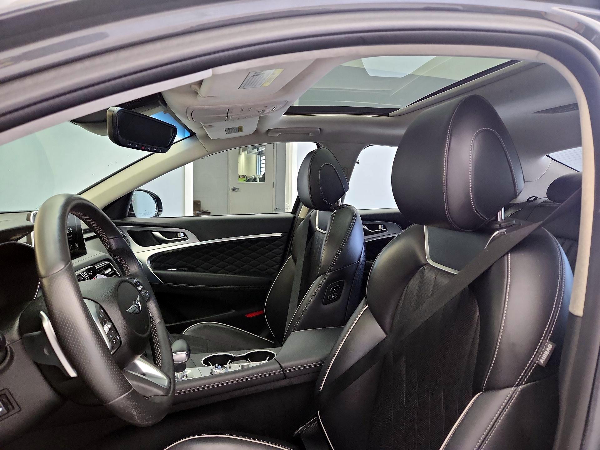 Thumbnail: 2019 Genesis G70 - 20