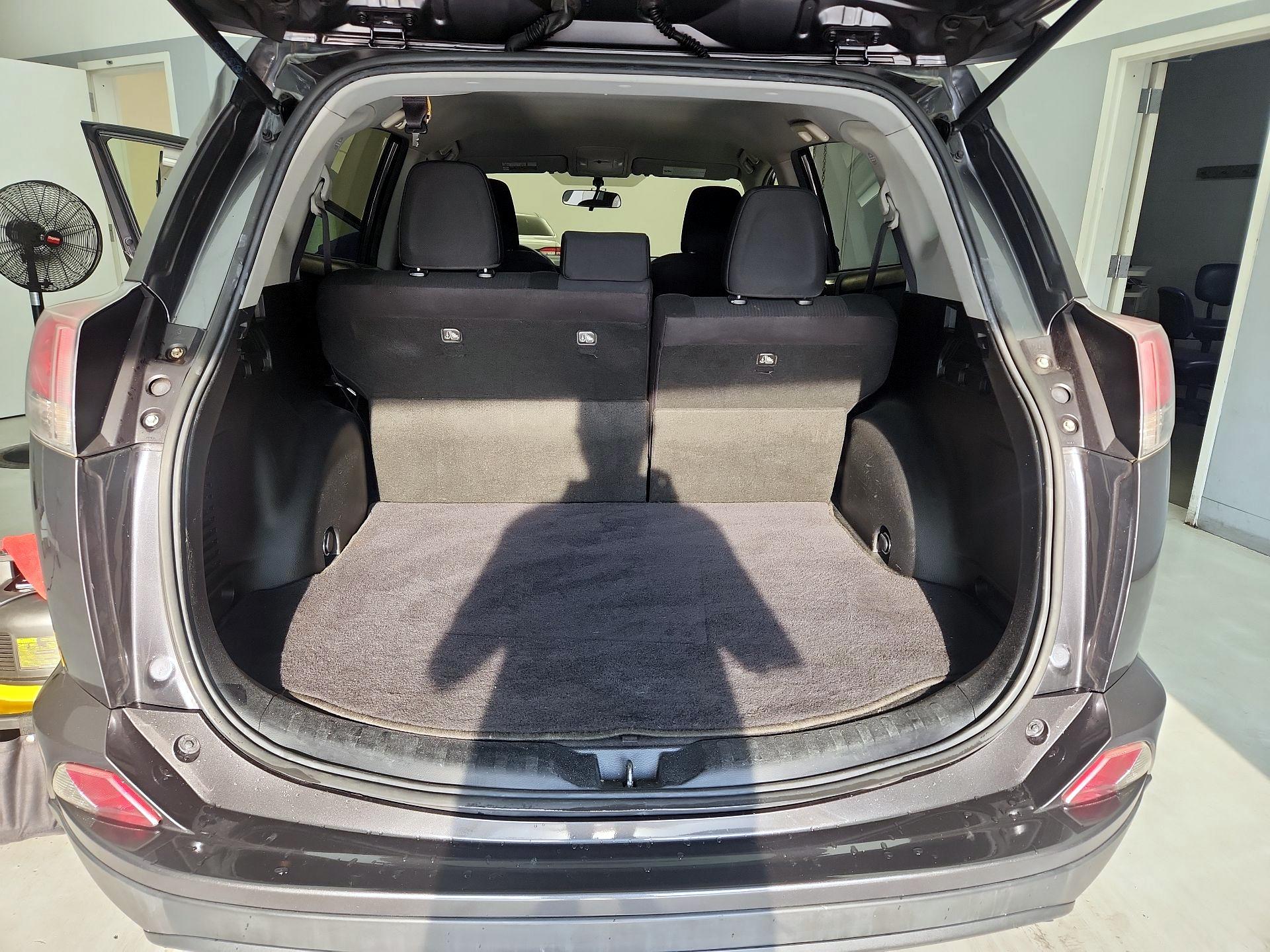 Thumbnail: 2016 Toyota RAV4 - 20