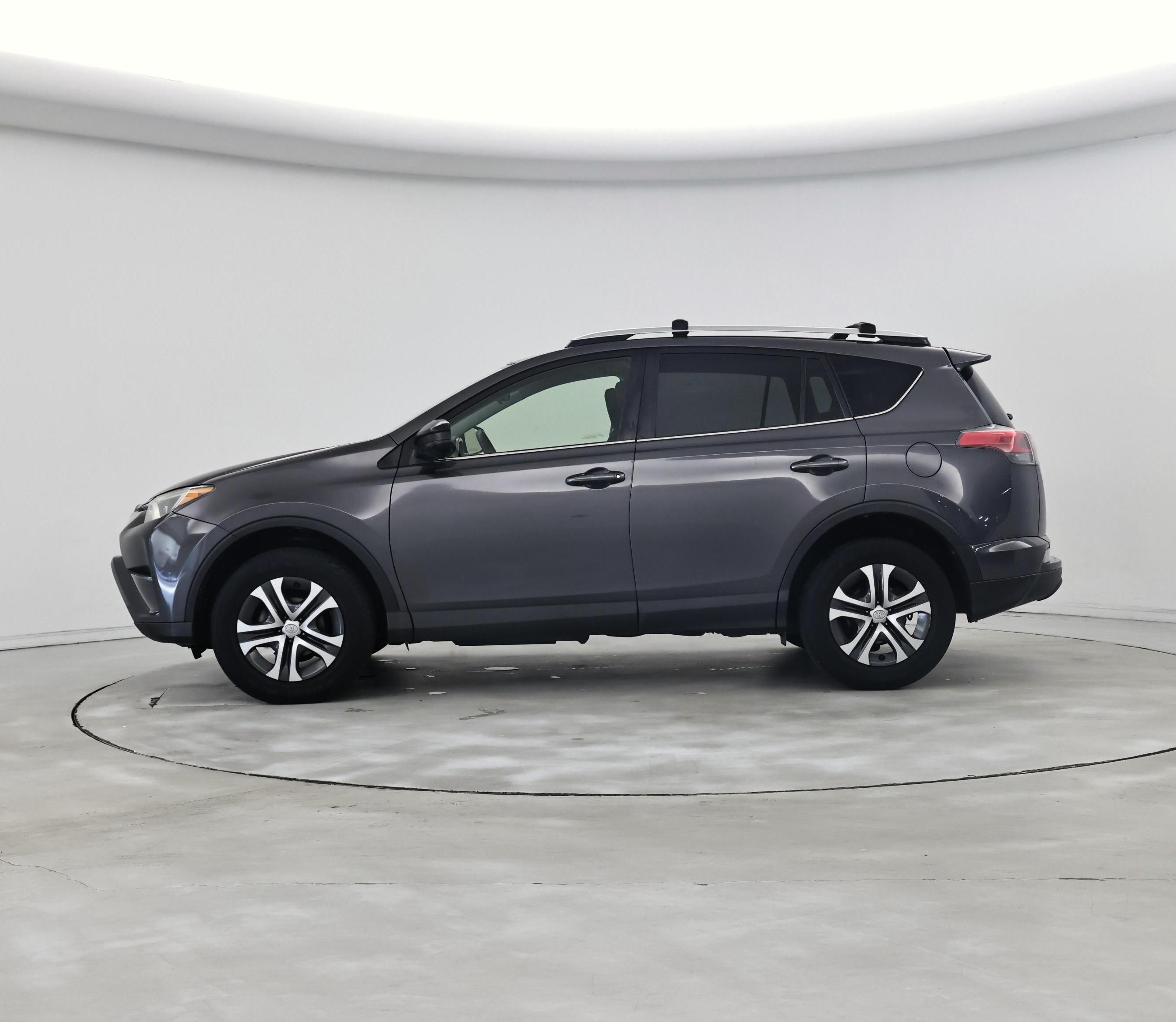 Thumbnail: 2016 Toyota RAV4 - 3