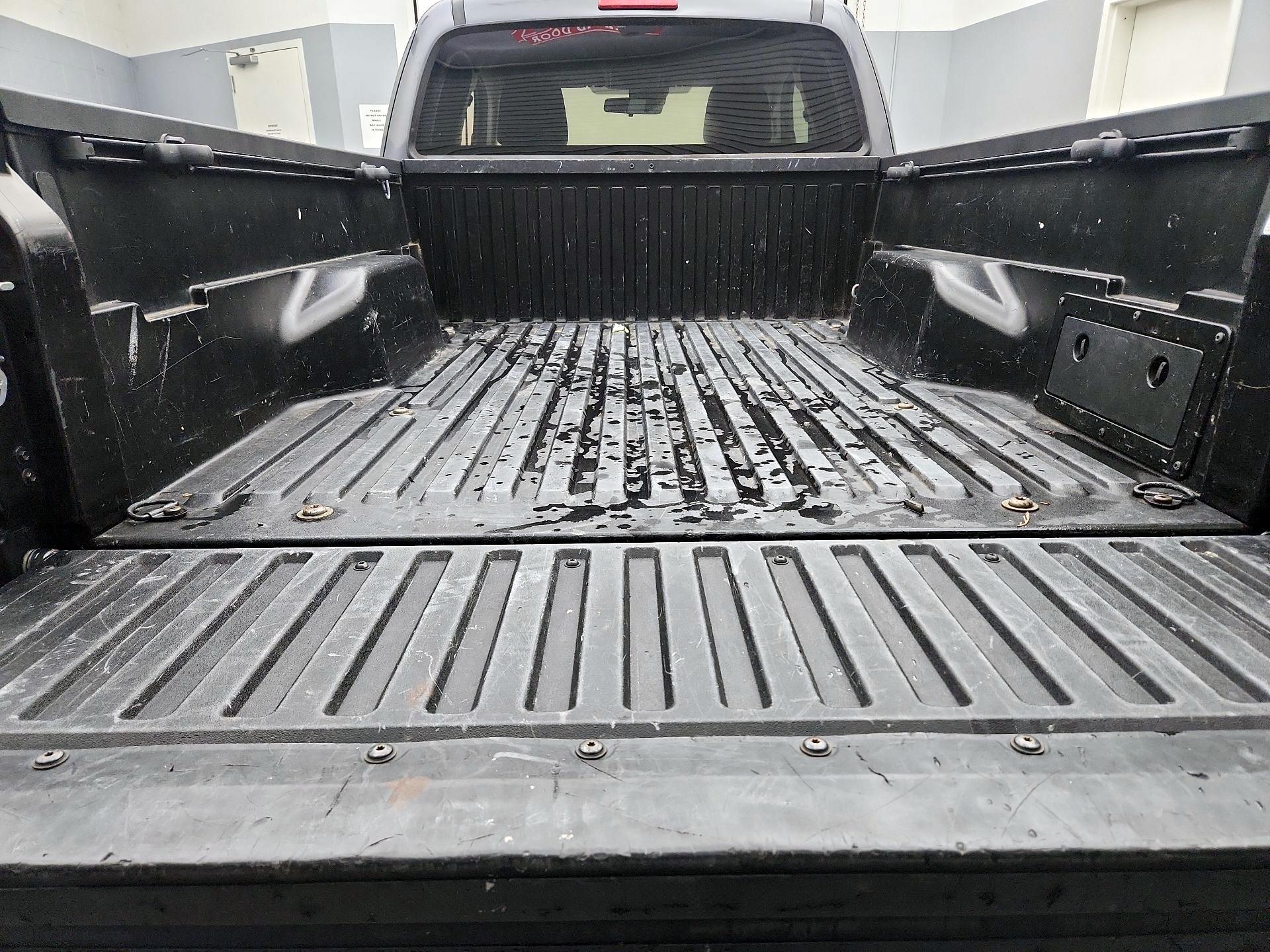Thumbnail: 2020 Toyota Tacoma - 19
