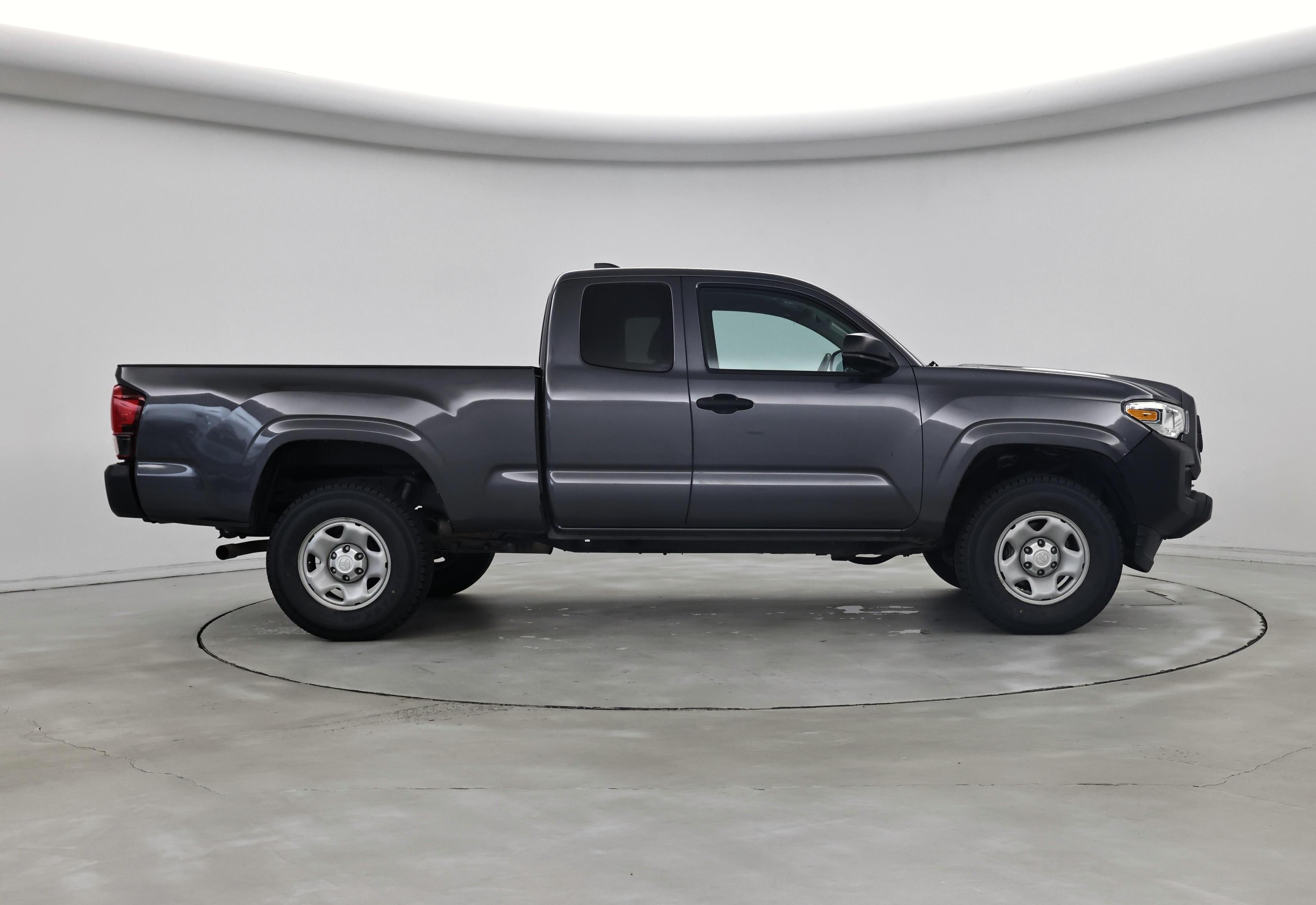 Thumbnail: 2020 Toyota Tacoma - 7