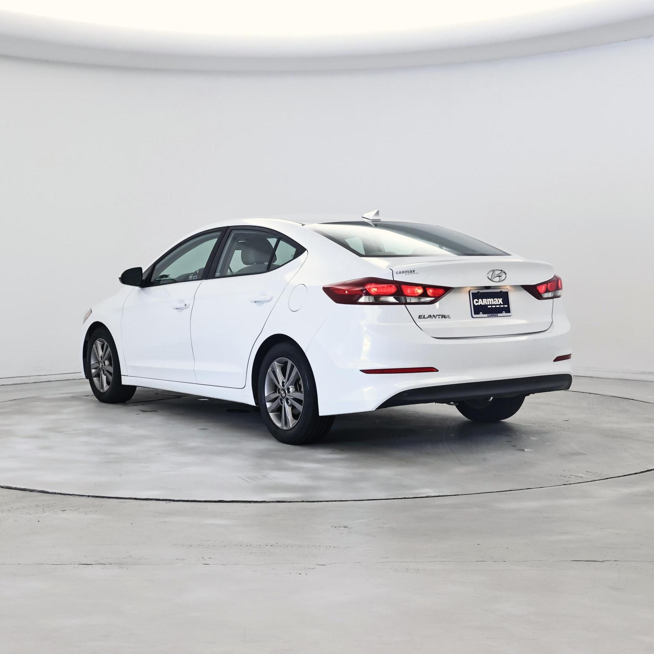 Thumbnail: 2018 Hyundai Elantra - 2
