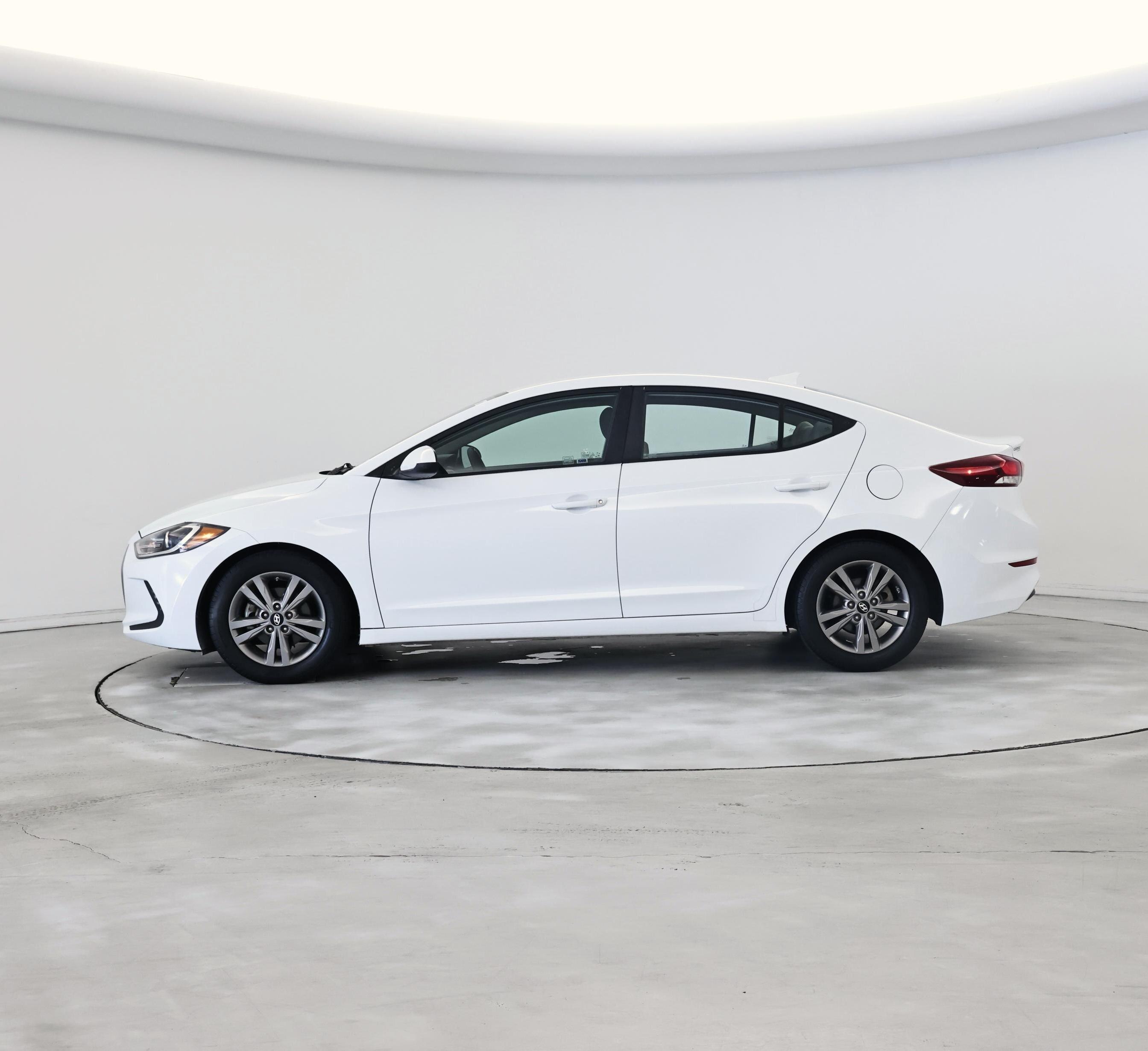 Thumbnail: 2018 Hyundai Elantra - 3