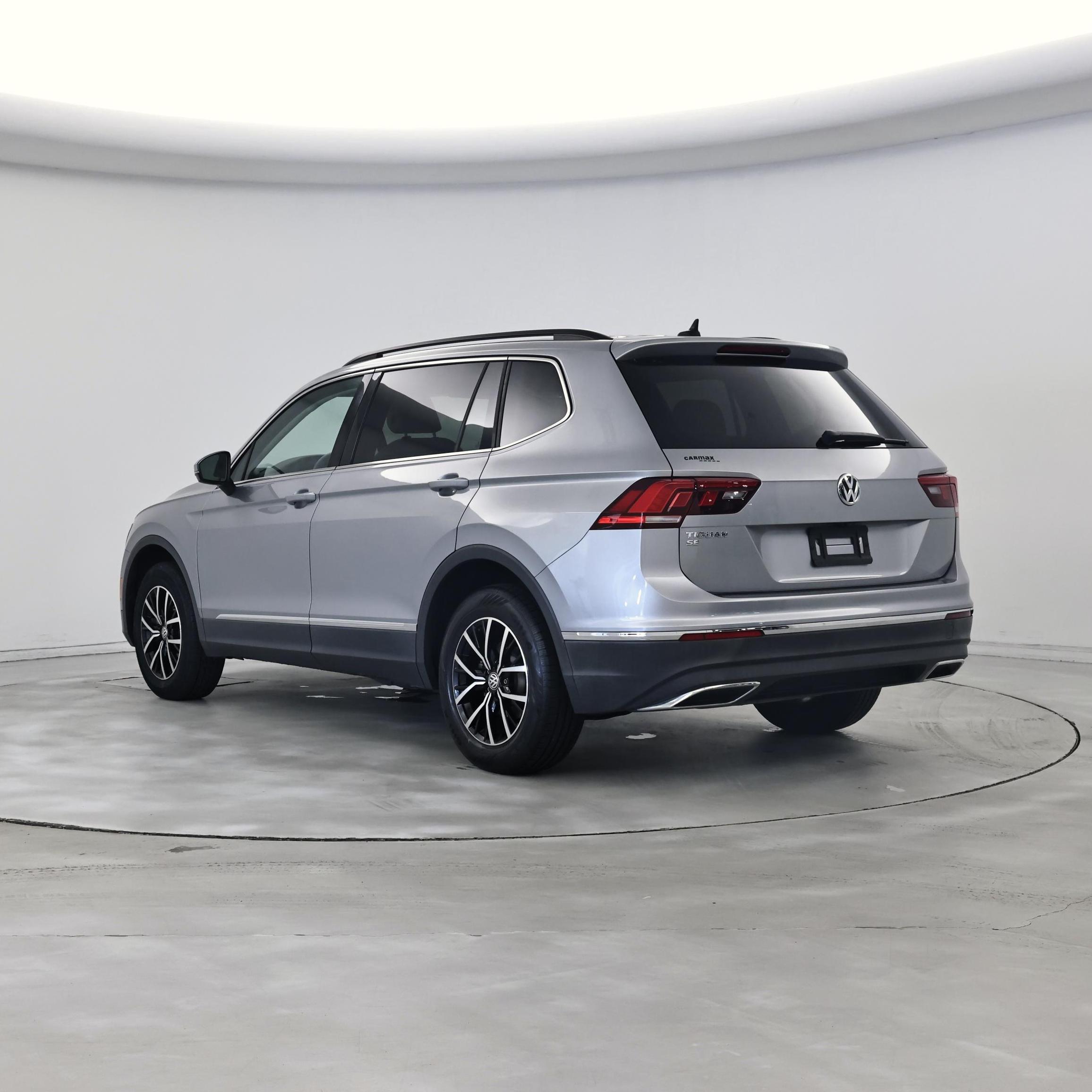 Thumbnail: 2021 Volkswagen Tiguan - 2