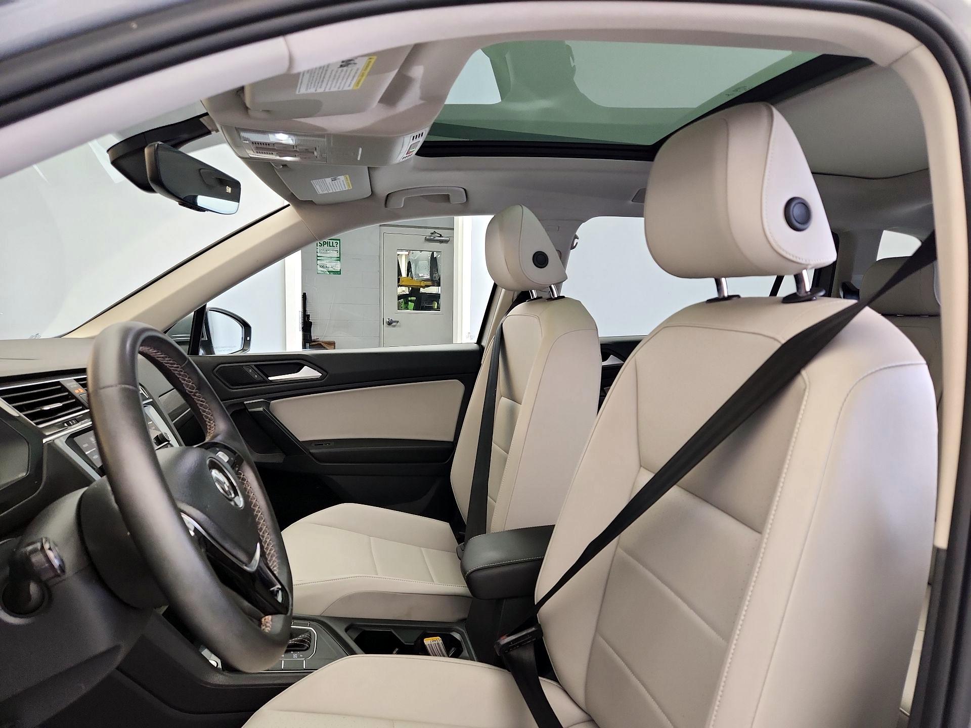 Thumbnail: 2021 Volkswagen Tiguan - 19