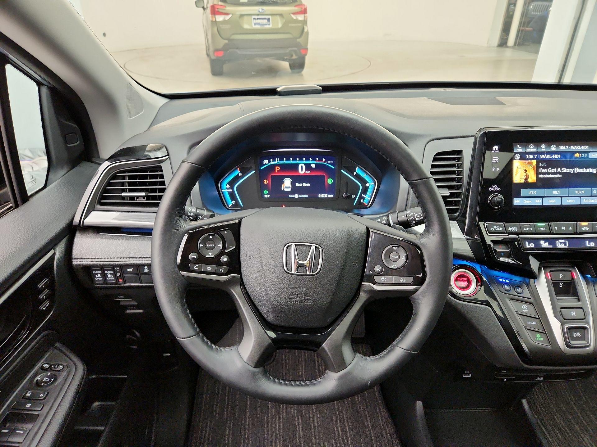 Thumbnail: 2023 Honda Odyssey - 10