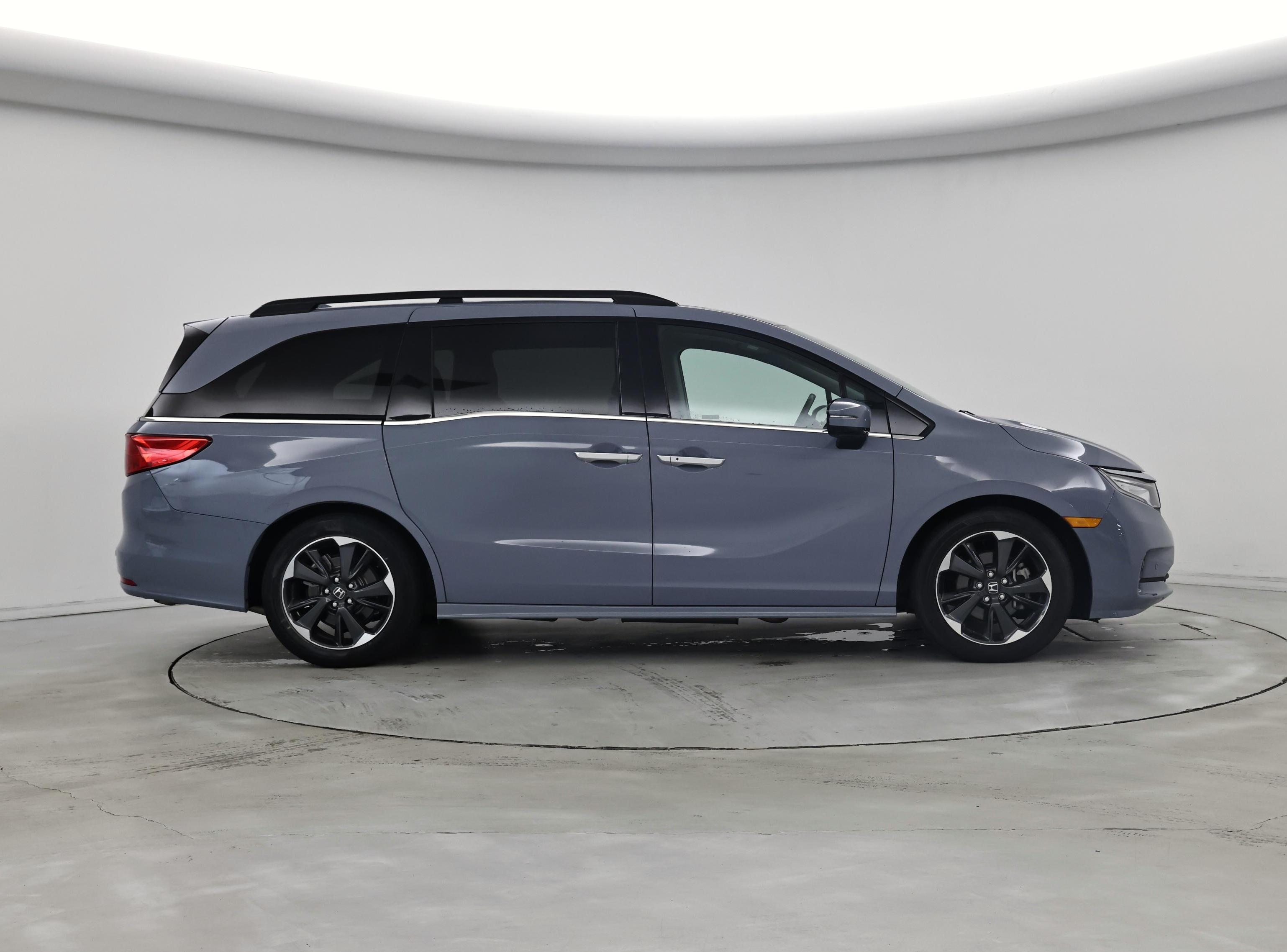 Thumbnail: 2023 Honda Odyssey - 7