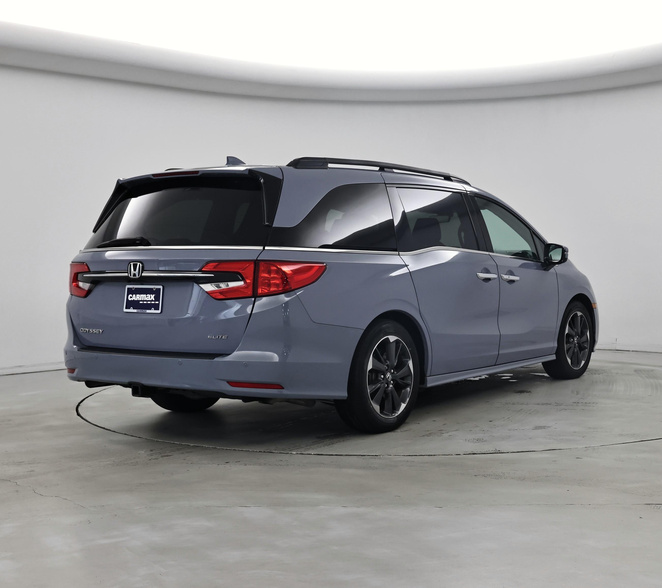 Thumbnail: 2023 Honda Odyssey - 8