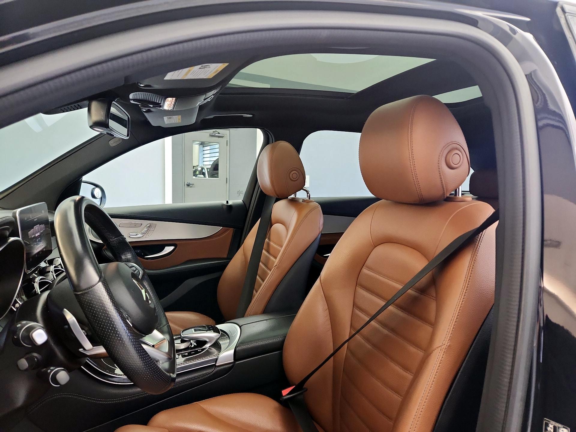 Thumbnail: 2019 Mercedes-Benz GLC - 18