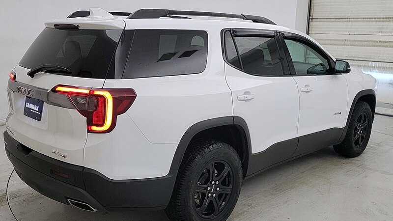 2022 GMC Acadia AT4 5