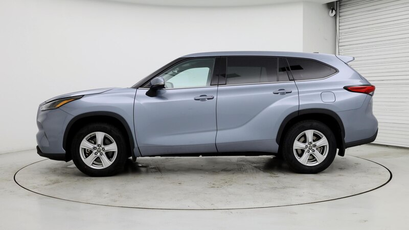 2022 Toyota Highlander LE 3