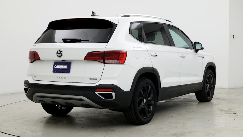 2022 Volkswagen Taos SE 8