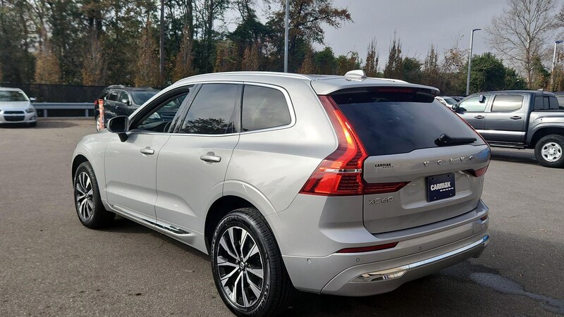 2023 Volvo XC60 B5 Plus 7