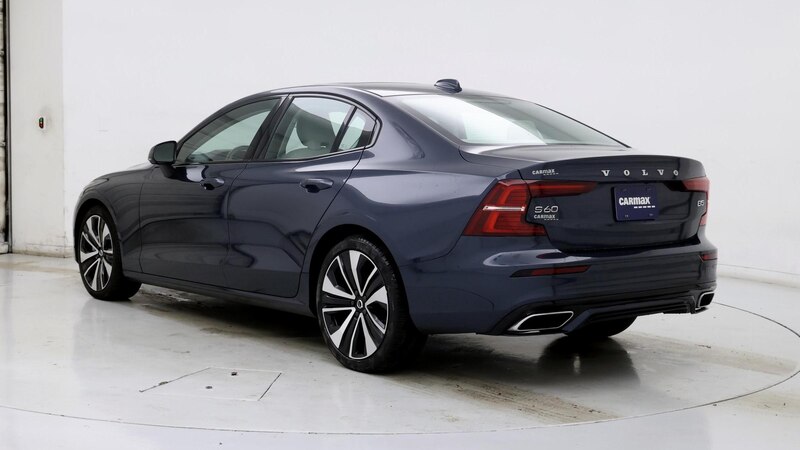 2022 Volvo S60 B5 Momentum 2