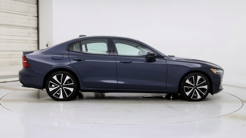 2022 Volvo S60 B5 Momentum 7