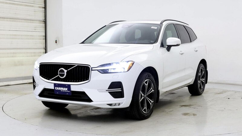 2022 Volvo XC60 B5 Momentum 4