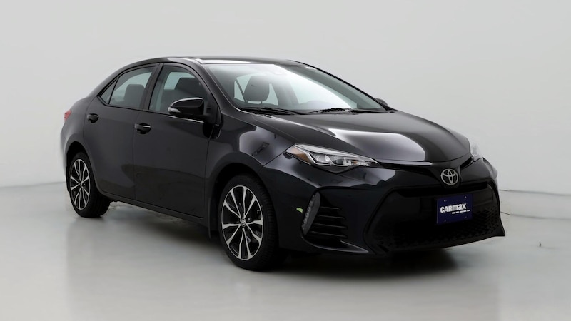 2017 Toyota Corolla SE Hero Image