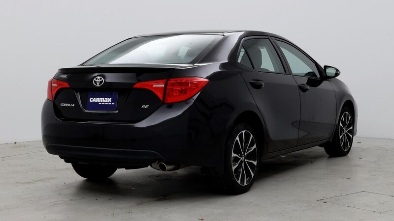 2017 Toyota Corolla SE 8