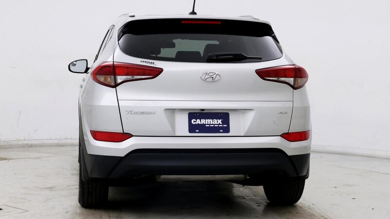 2016 Hyundai Tucson SE 6