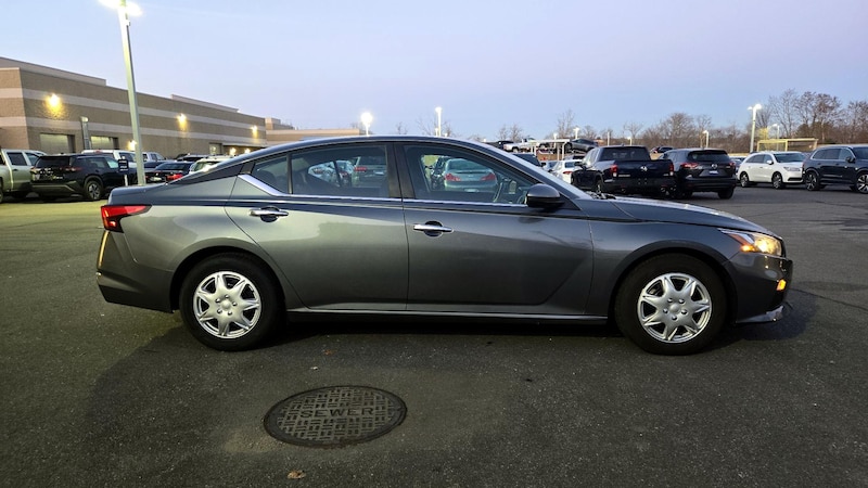 2020 Nissan Altima S 4