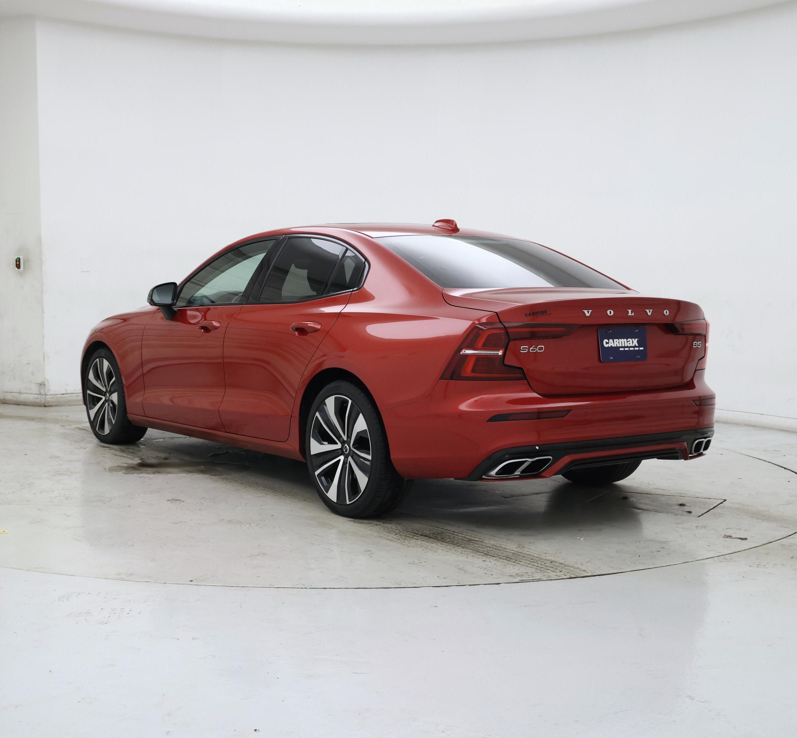 Thumbnail: 2022 Volvo S60 - 2
