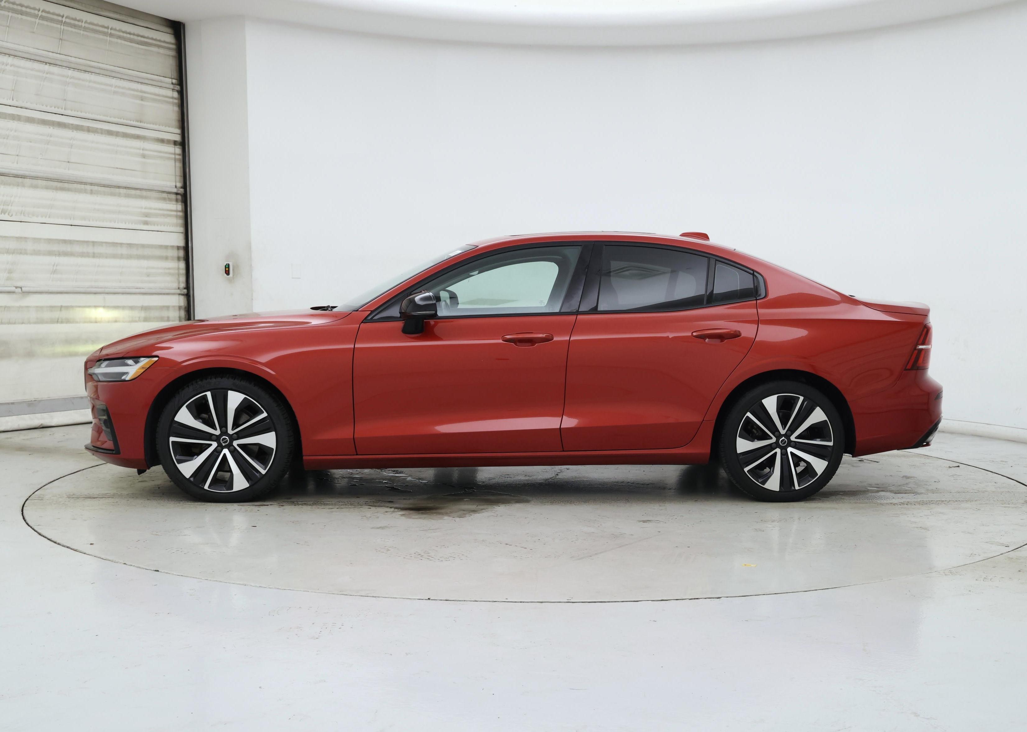 Thumbnail: 2022 Volvo S60 - 3