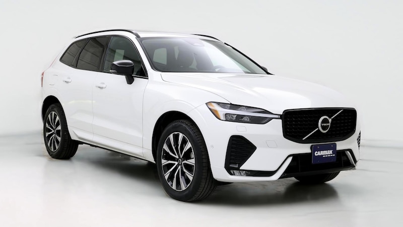 2023 Volvo XC60 B5 Plus Hero Image