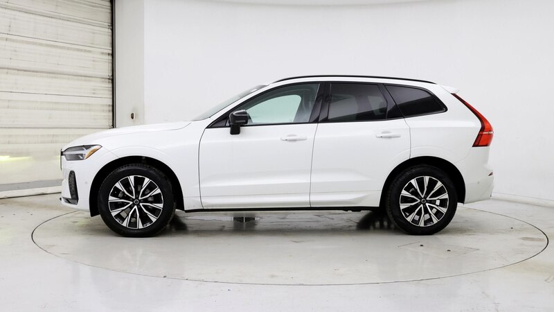 2023 Volvo XC60 B5 Plus 3