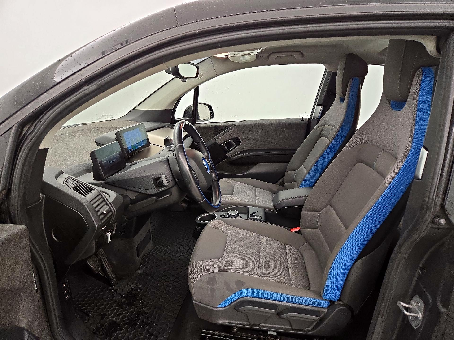 Thumbnail: 2016 BMW i3 - 11