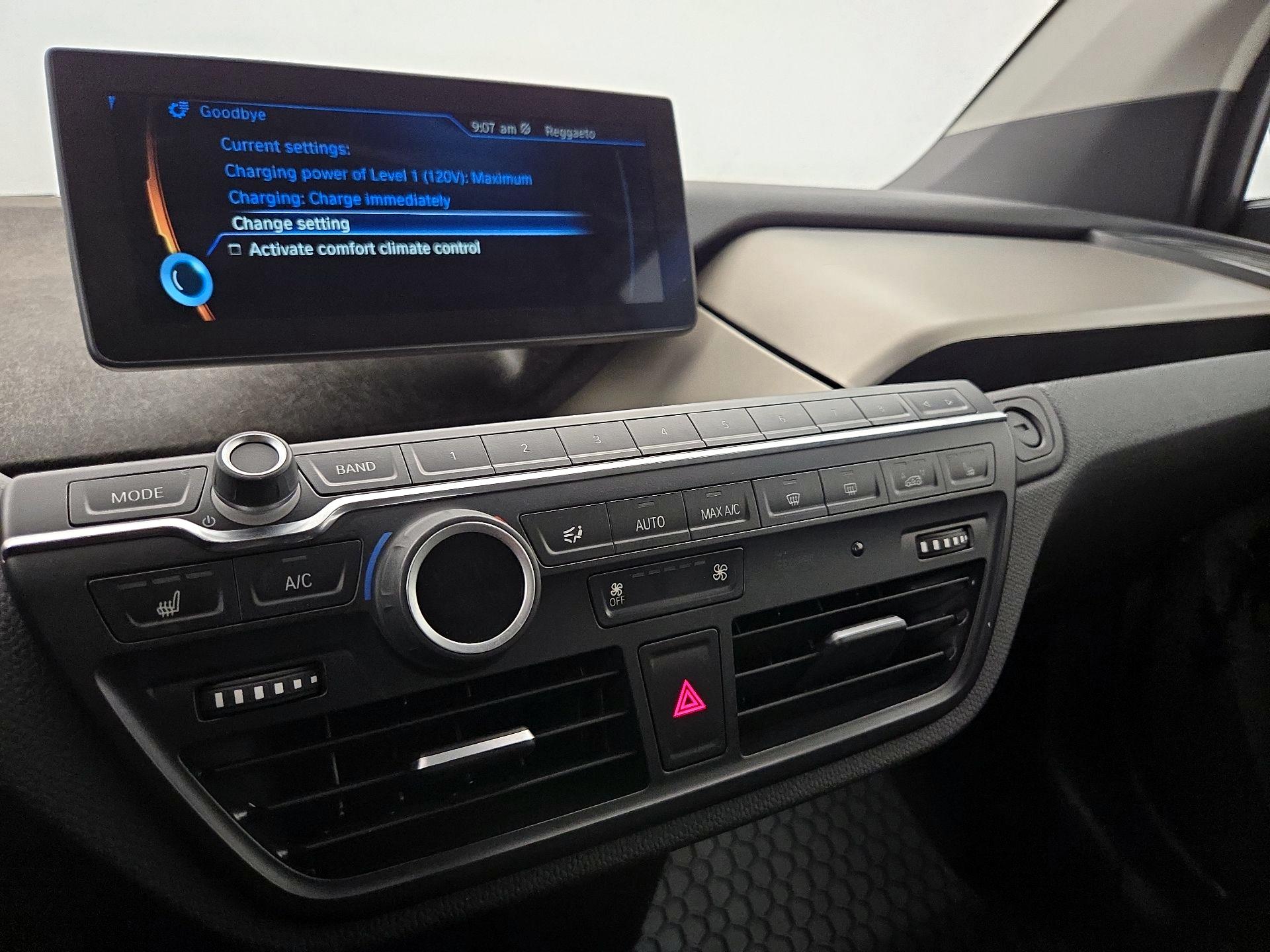 Thumbnail: 2016 BMW i3 - 16