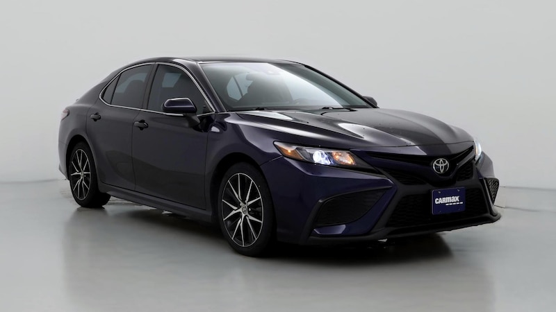 2021 Toyota Camry SE Hero Image