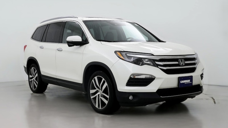 2017 Honda Pilot Touring Hero Image