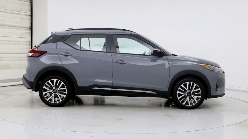 2023 Nissan Kicks SR 7