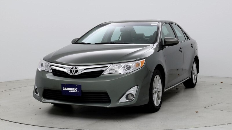 2014 Toyota Camry XLE 4