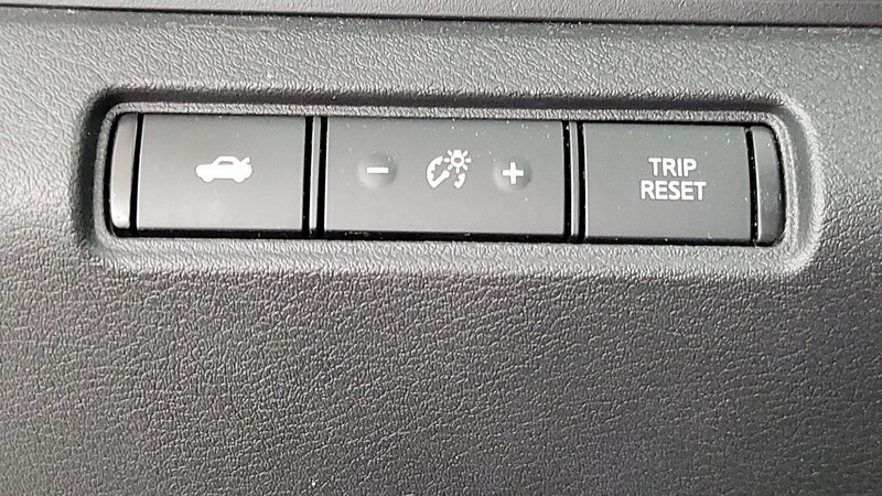 2022 Nissan Altima SR 13