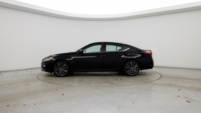 2022 Nissan Altima SR 3