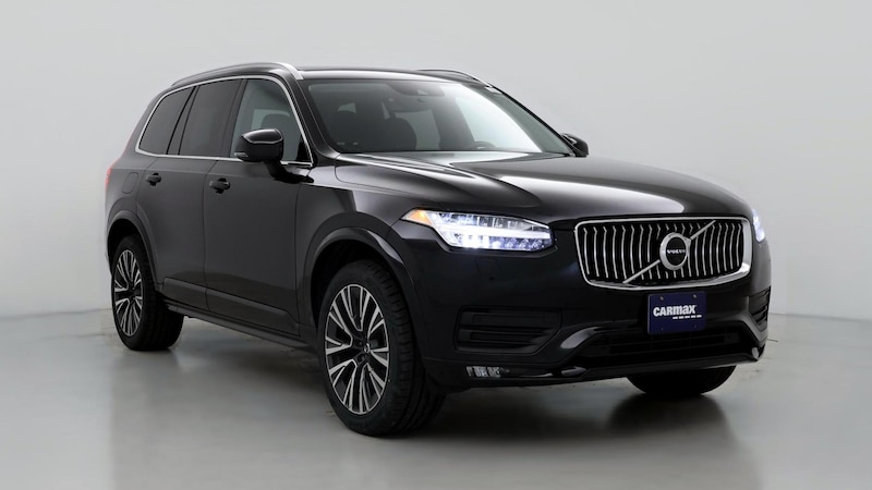 2022 Volvo XC90 T6 Momentum Hero Image