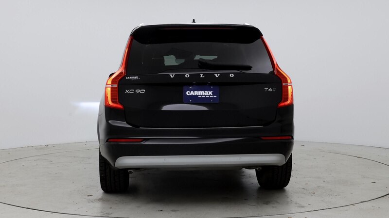 2022 Volvo XC90 T6 Momentum 6