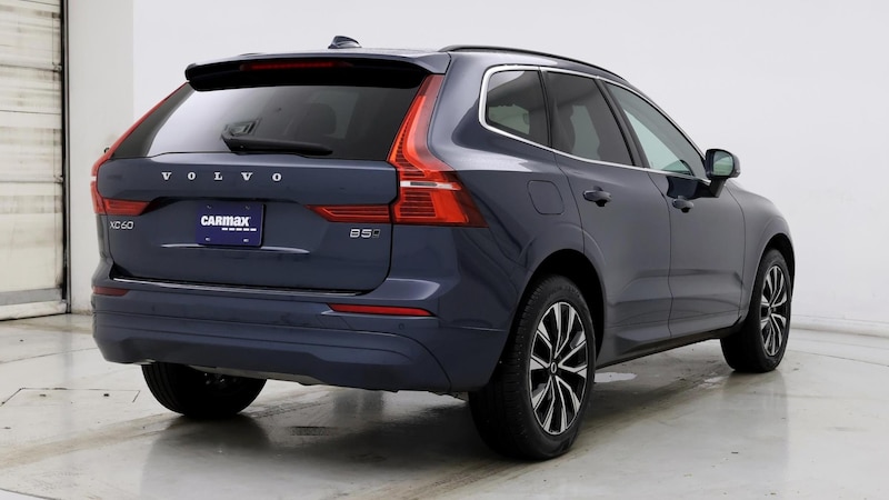 2023 Volvo XC60 B5 Core 8