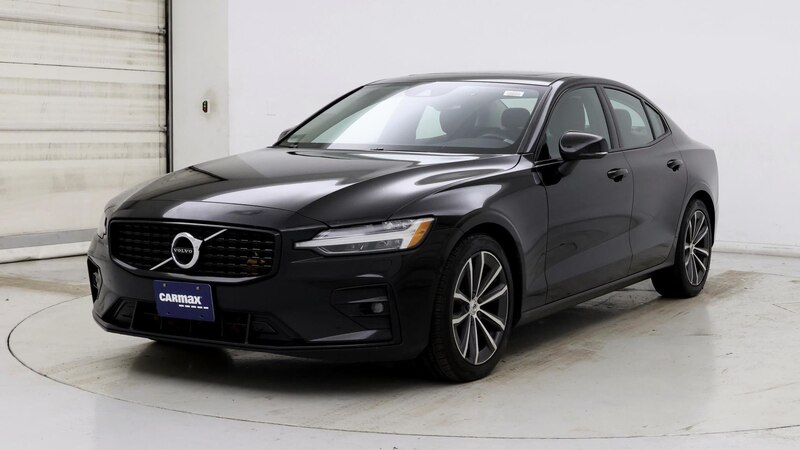 2022 Volvo S60 B5 Momentum 4