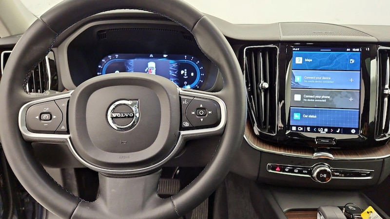 2022 Volvo XC60 B5 Momentum 10