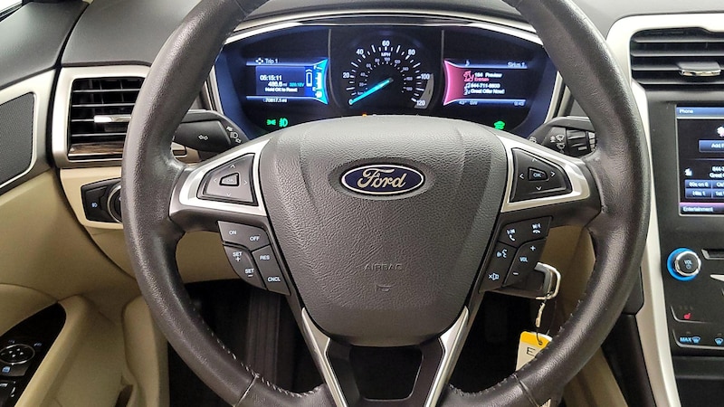 2014 Ford Fusion SE 10