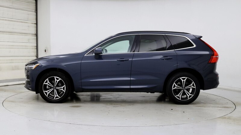 2022 Volvo XC60 B5 Momentum 3