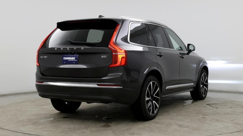 2024 Volvo XC90 B5 Plus 8