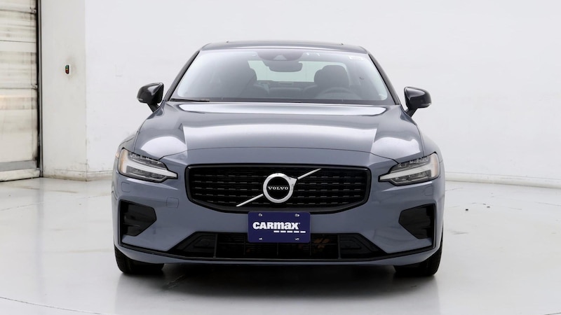 2022 Volvo S60 B5 Momentum 5