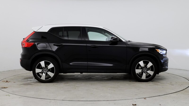 2021 Volvo XC40 T5 Momentum 7